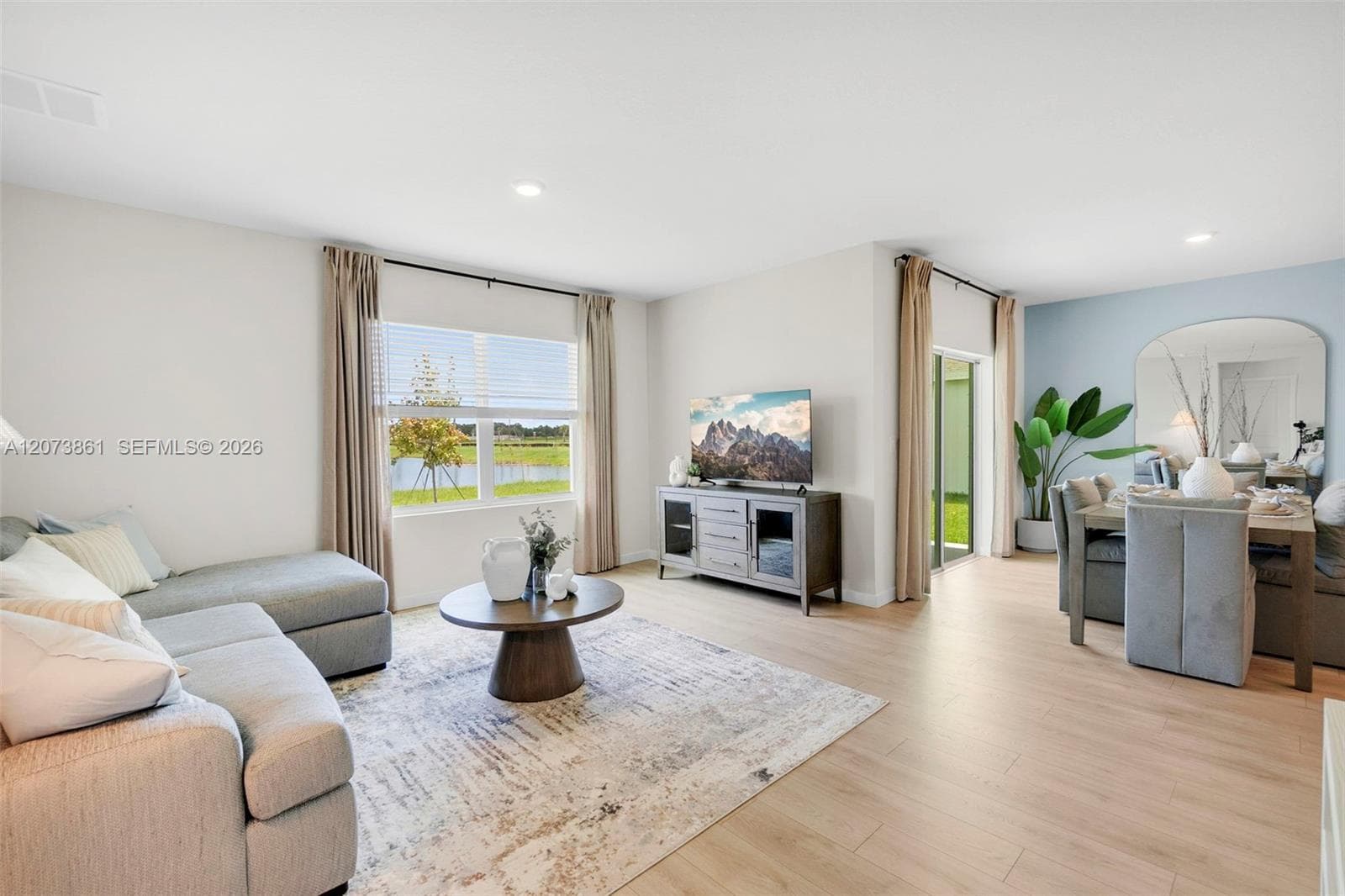 9082 Venetian Sq # 9082, Vero Beach FL 32966 photo 4