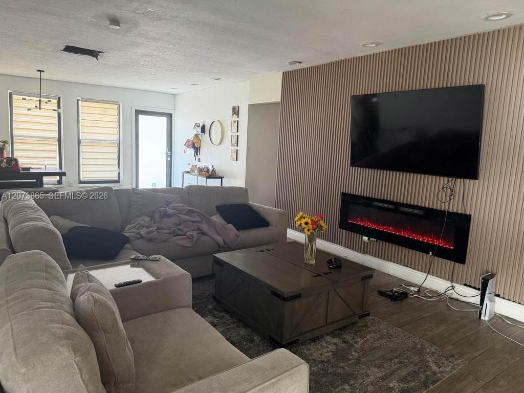 1330 NW 175th St, Miami Gardens FL 33169 photo 2