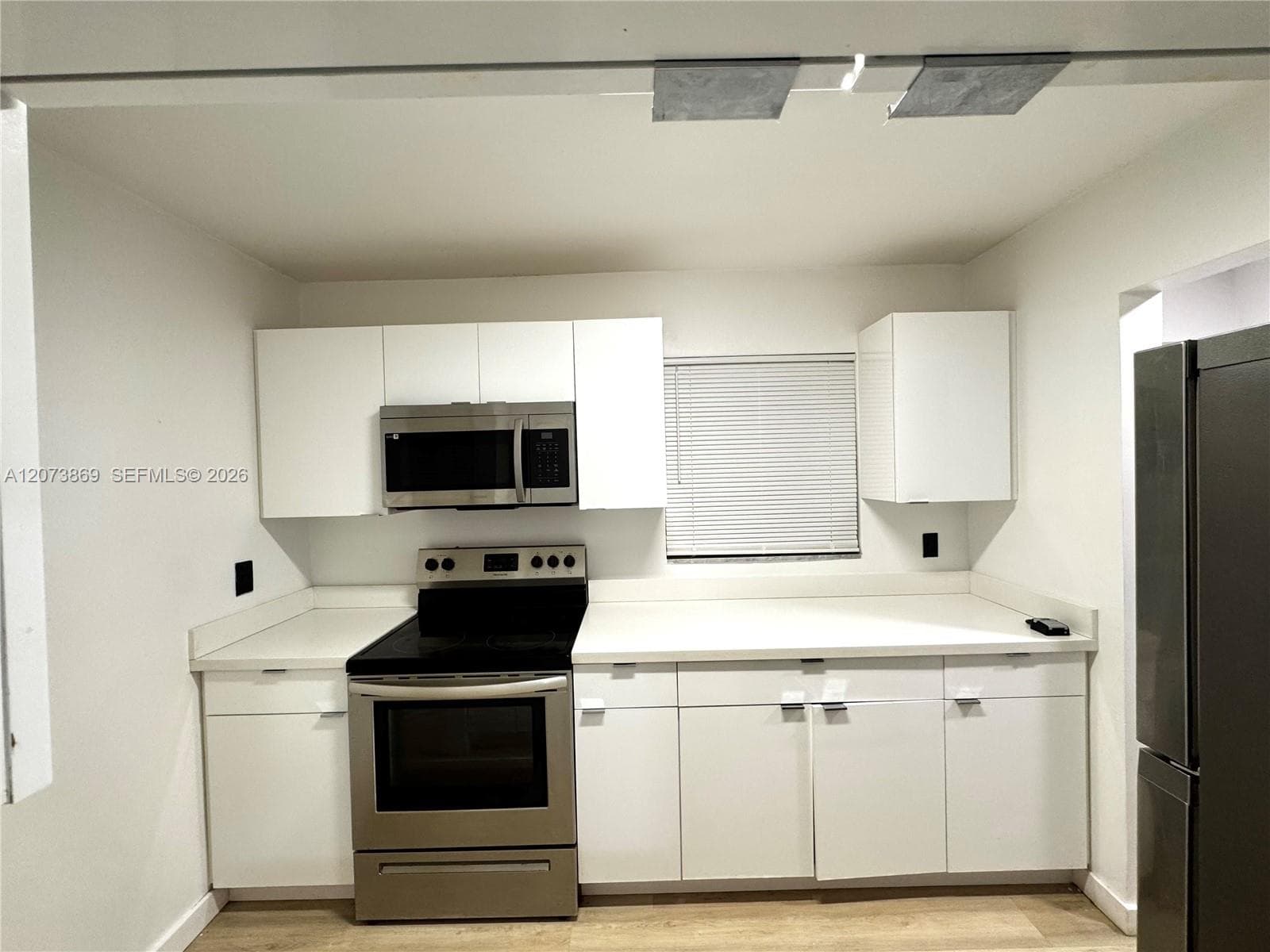 888 NE 132nd St # 206, North Miami FL 33161 photo 2
