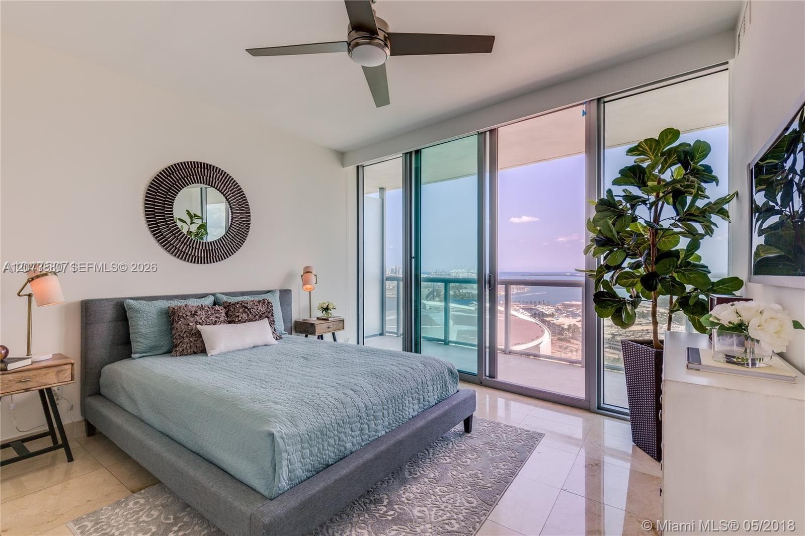 888 Biscayne Blvd # 2403, Miami FL 33132 photo 4