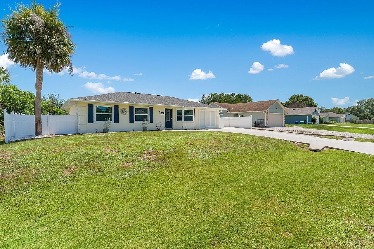 867 CLEARMONT Street, Sebastian FL 32958 photo 5