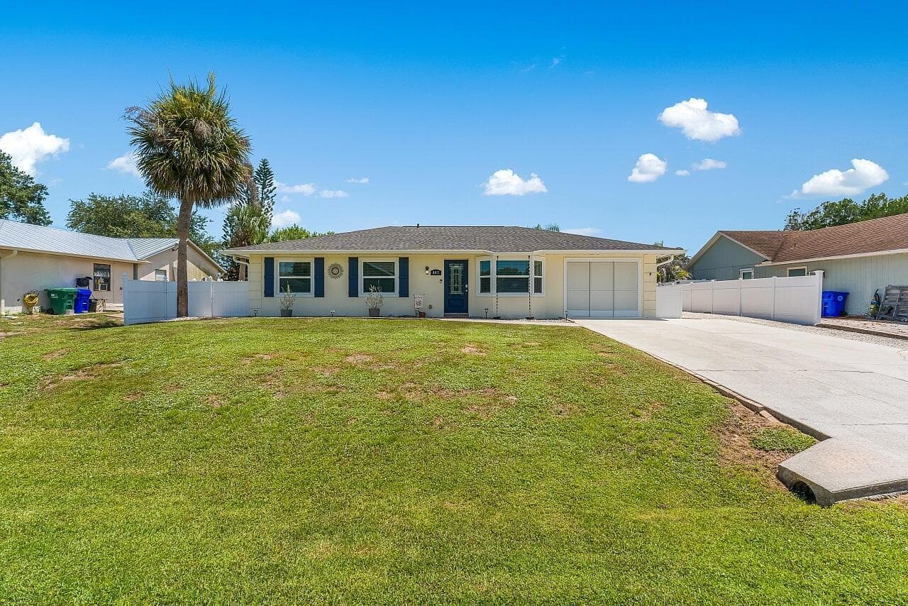 867 CLEARMONT Street, Sebastian FL 32958 photo 4