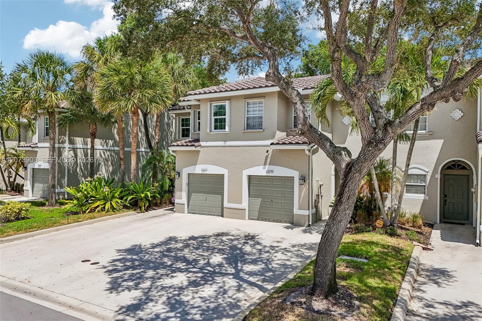 13215 NW 7th Dr, Plantation FL 33325 photo 2