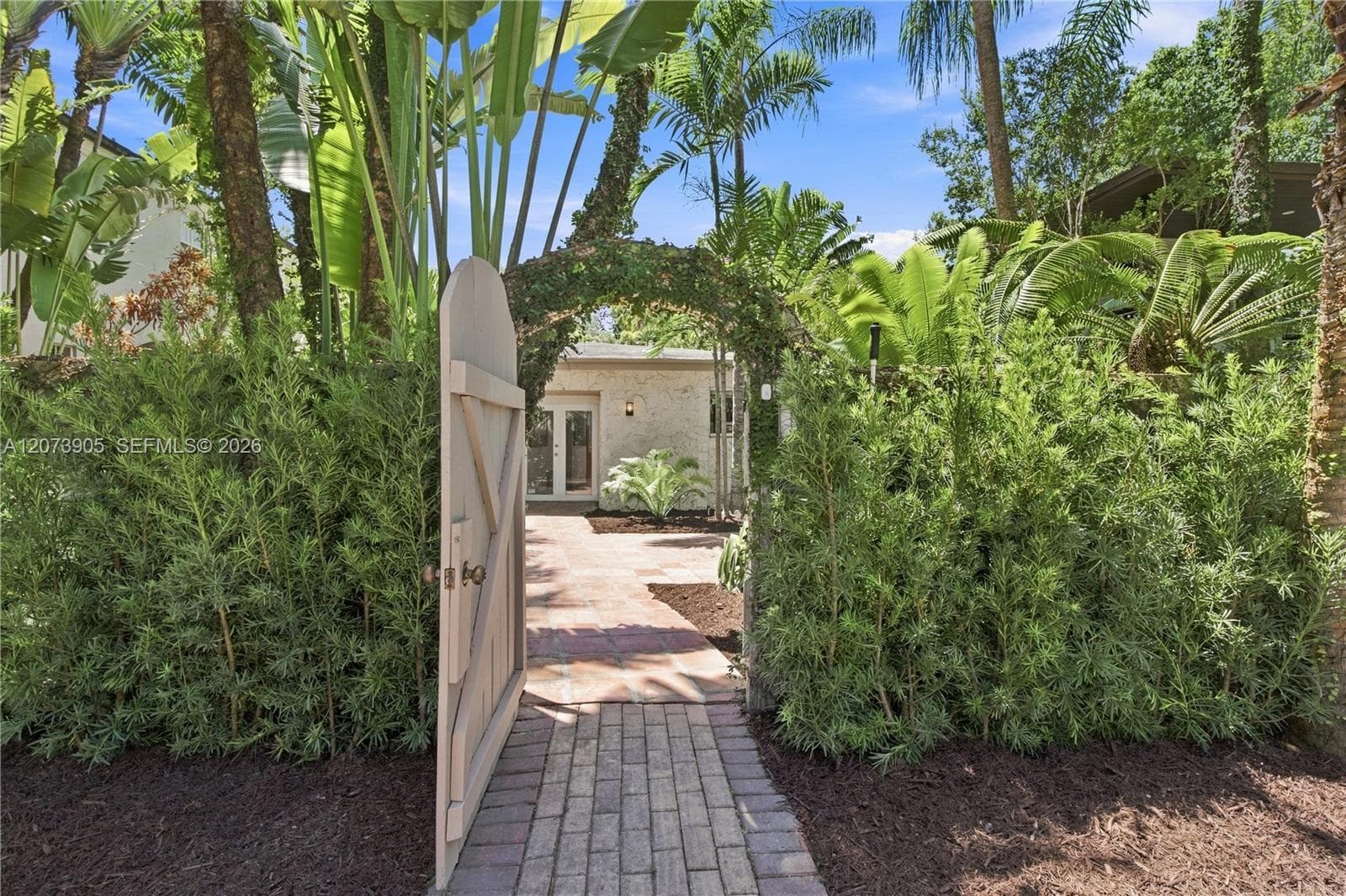 4110 Battersea Rd, Miami FL 33133 photo 3