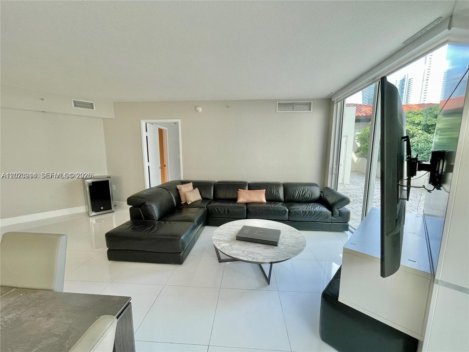 150 Sunny Isles Blvd # 1-501, Sunny Isles Beach FL 33160 photo 2