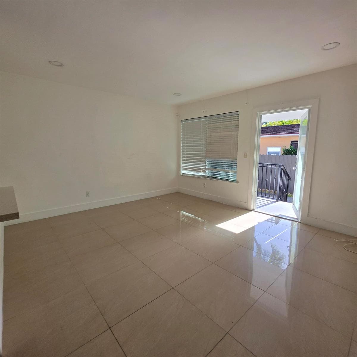 181 NE 168th Street, North Miami Beach FL 33162 photo 5
