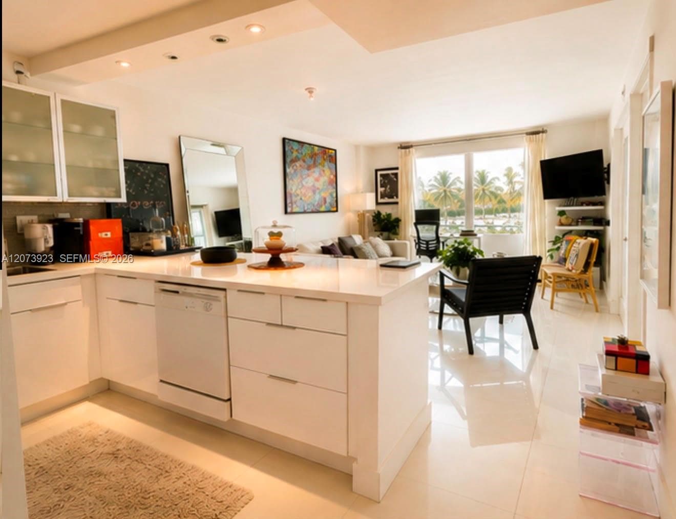 465 Ocean Dr # 219, Miami Beach FL 33139 photo 2