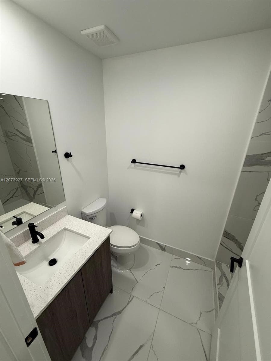 419 NW 13th Ct # 1, Florida City FL 33034 photo 4