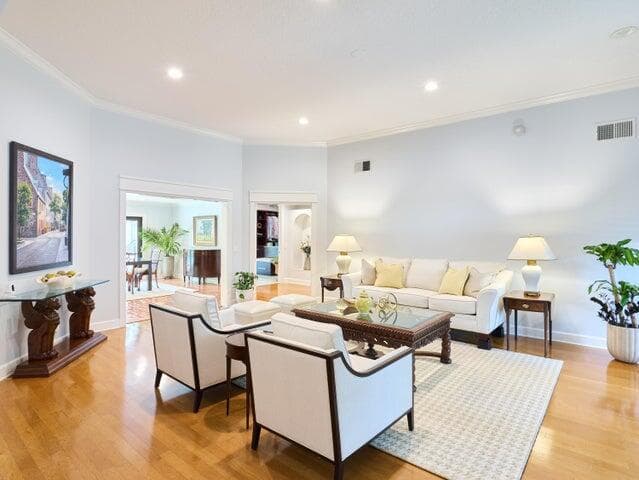 3700 Embassy Drive, West Palm Beach FL 33401 photo 4