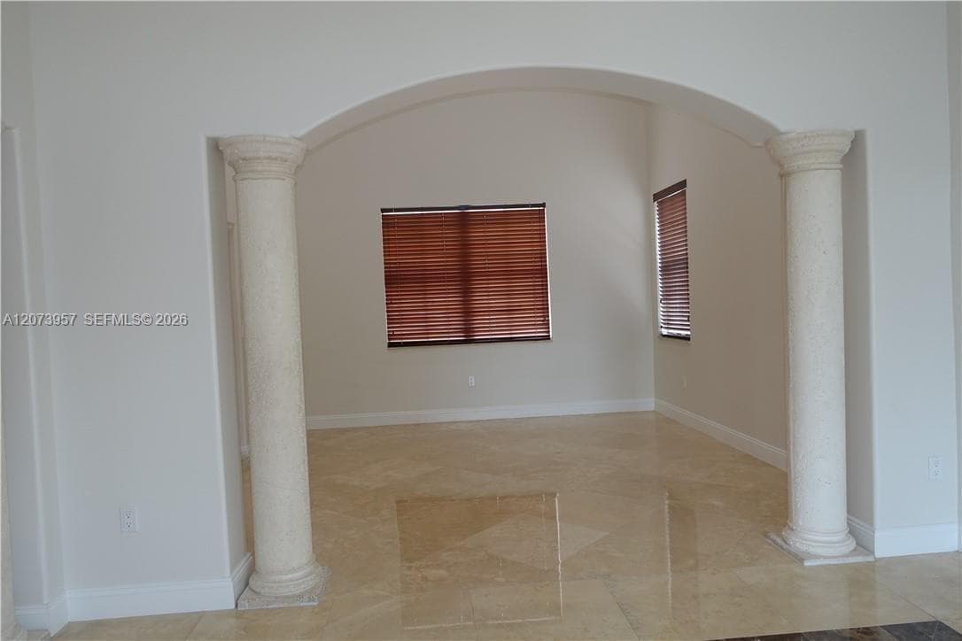 18125 NW 89th Ct, Hialeah FL 33018 photo 5