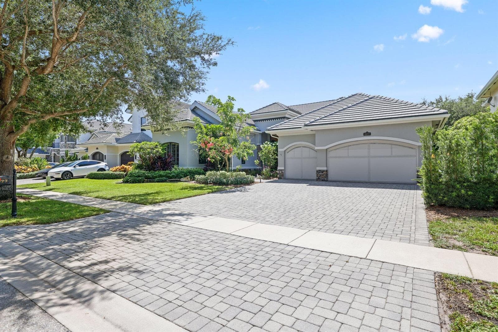 8977 Stone Pier Drive, Boynton Beach FL 33472 photo 2