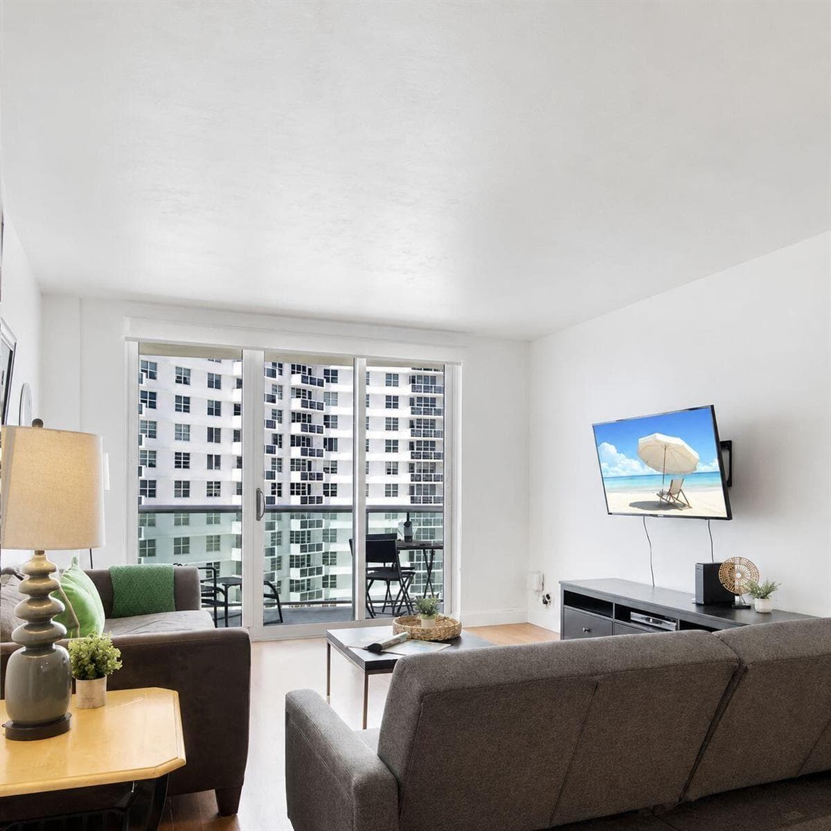 3801 S Ocean Drive # 8b, Hollywood FL 33019 photo 4