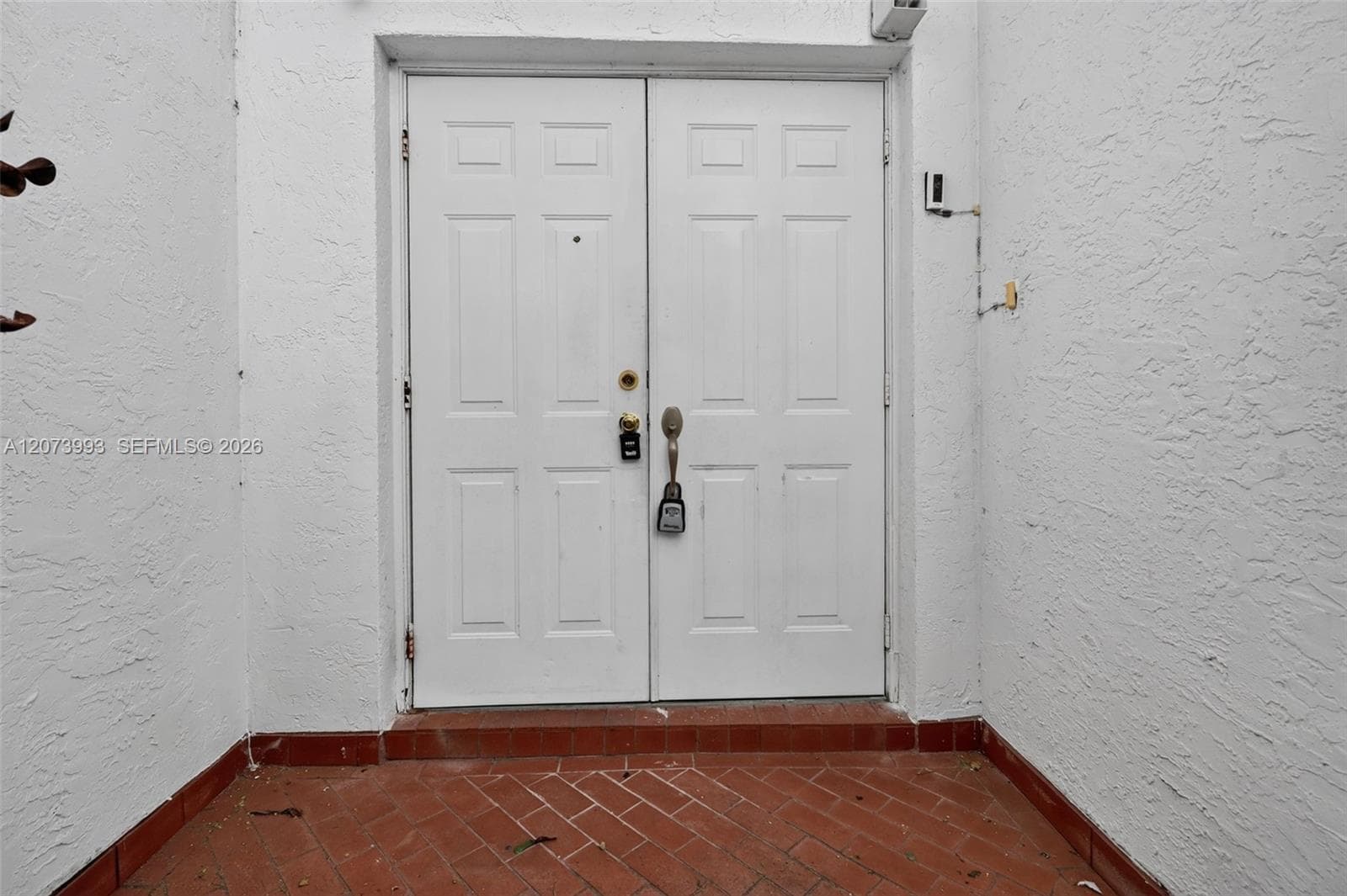 253 NE 211th Ter, Miami FL 33179 photo 5