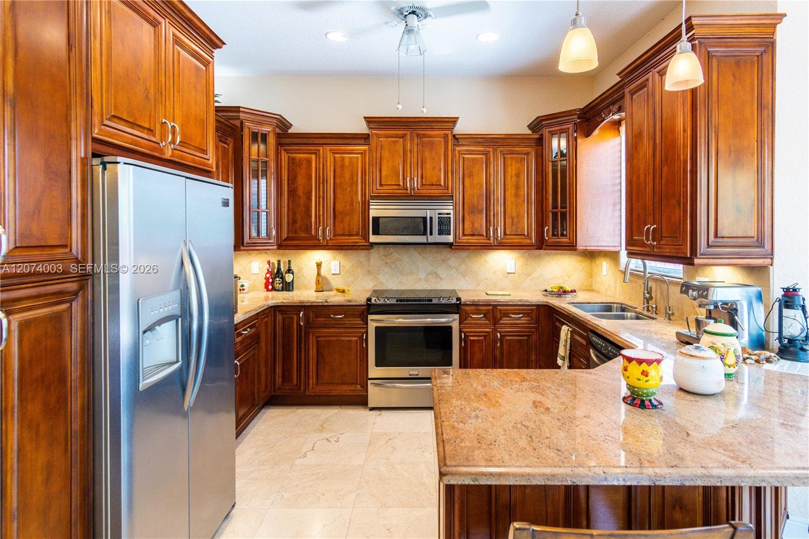 10564 NW 57th St, Doral FL 33178 photo 3