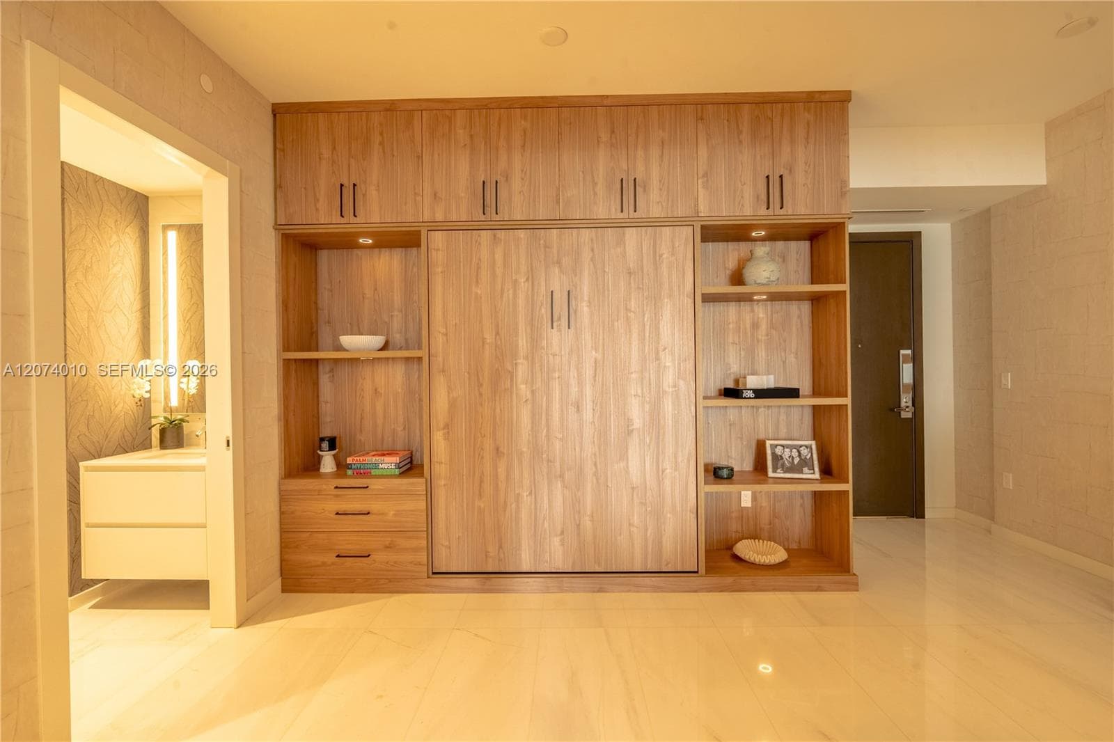 300 Biscayne Boulevard Way # 3109W, Miami, FL 33131 photo 3