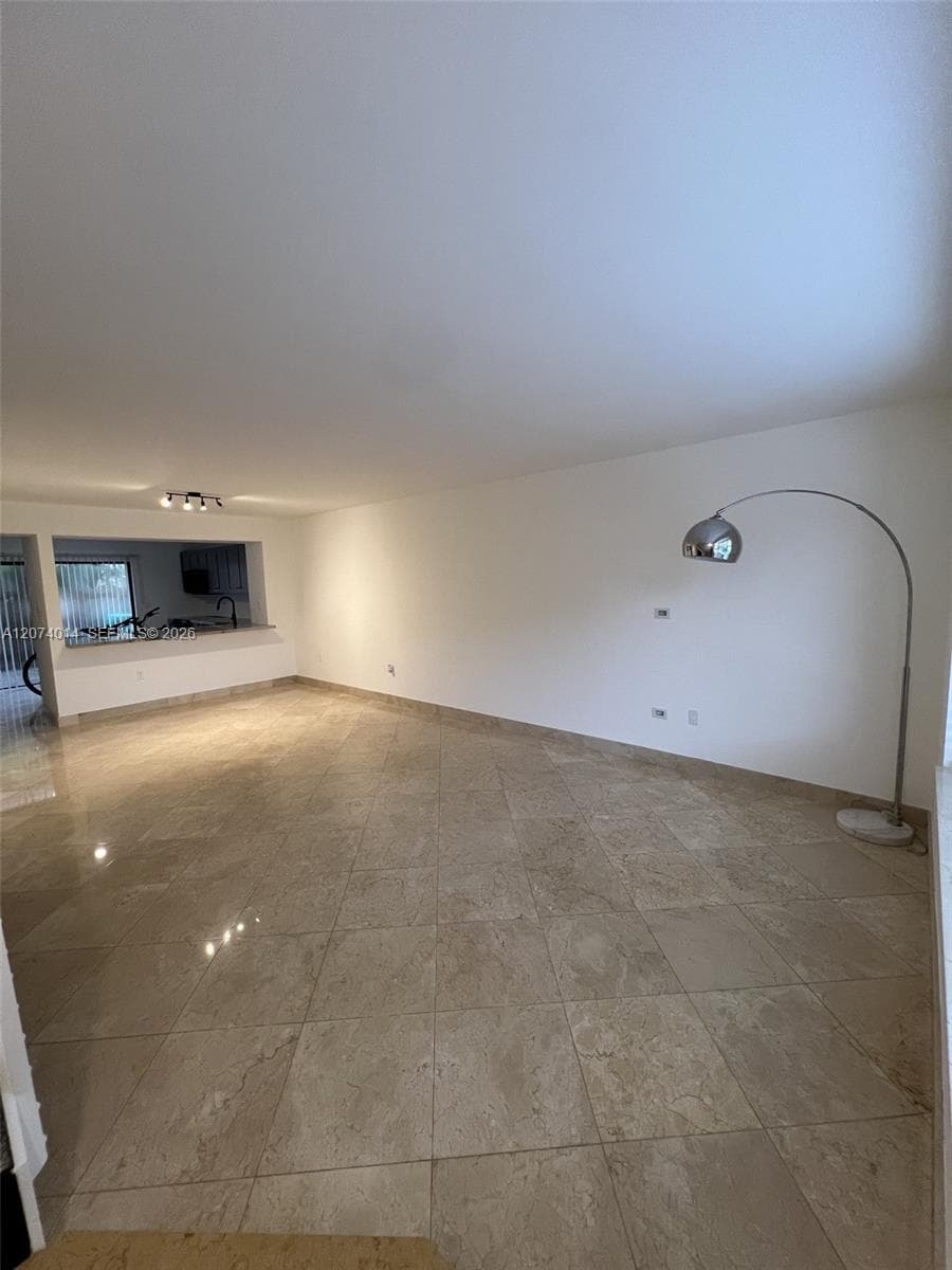 7803 SW 102nd Ln, Miami FL 33156 photo 2