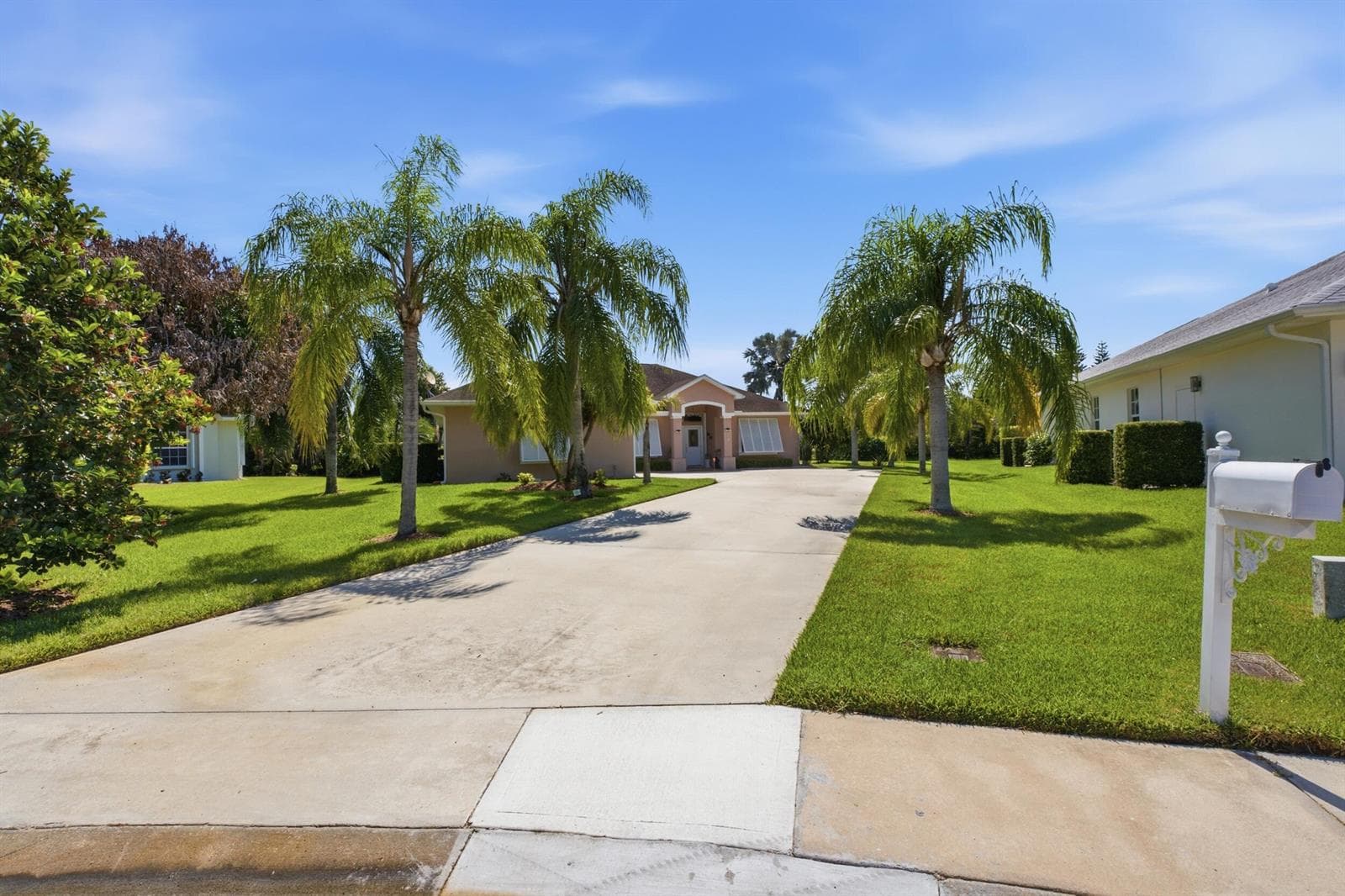 6445 36th Place, Vero Beach FL 32966 photo 2