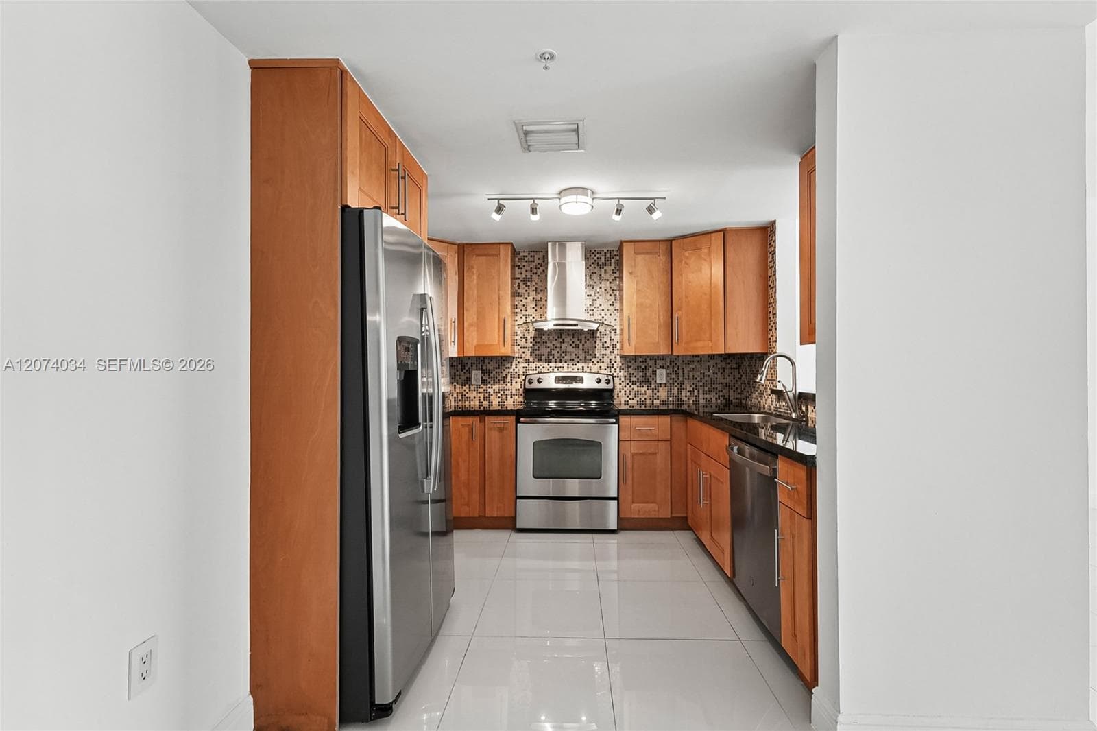 1250 S Miami Ave # 2109, Miami FL 33130 photo 5