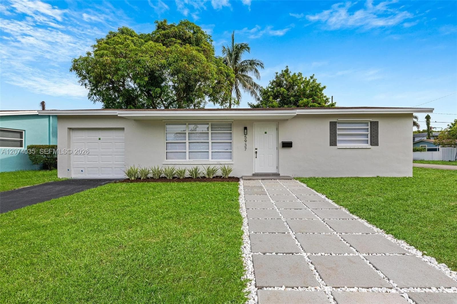 5937 NW 16th Ct, Sunrise FL 33313