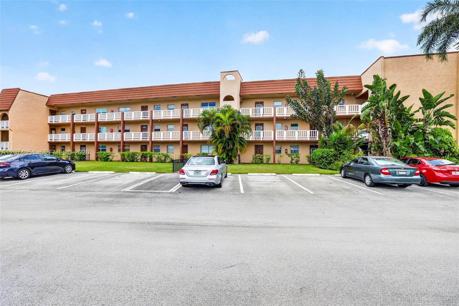 2731 N Pine Island Rd # 205, Sunrise FL 33322