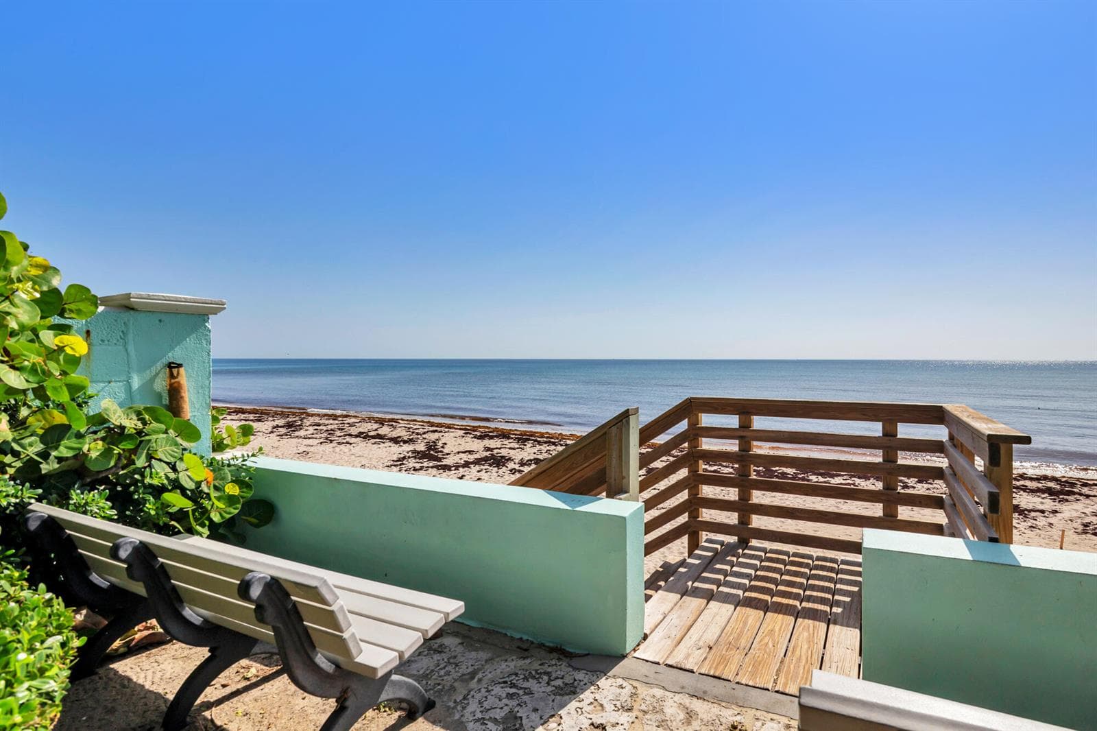 1161 N OCEAN Way, Palm Beach FL 33480 photo 2