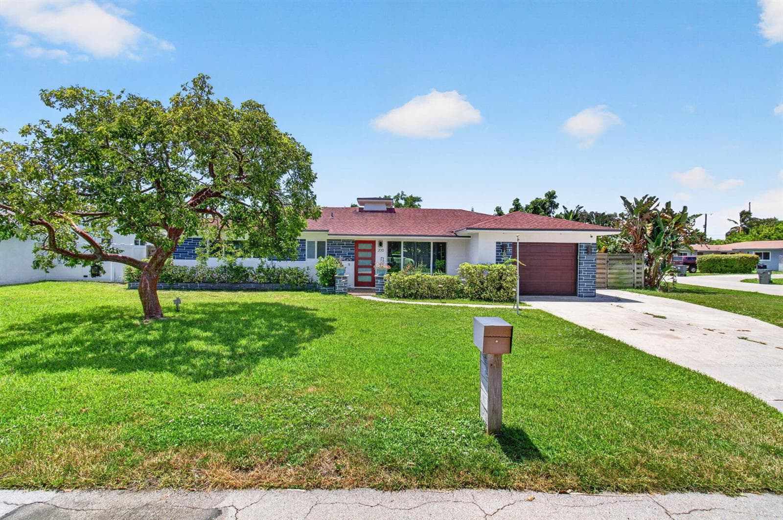 200 NE 28TH Terrace, Boca Raton FL 33431 photo 2
