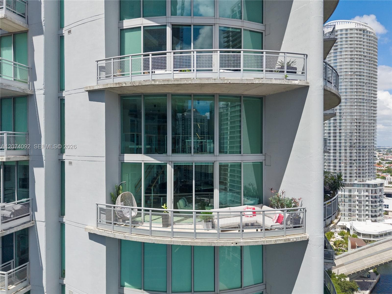 690 SW 1st Ct # 2702, Miami FL 33130 photo 3