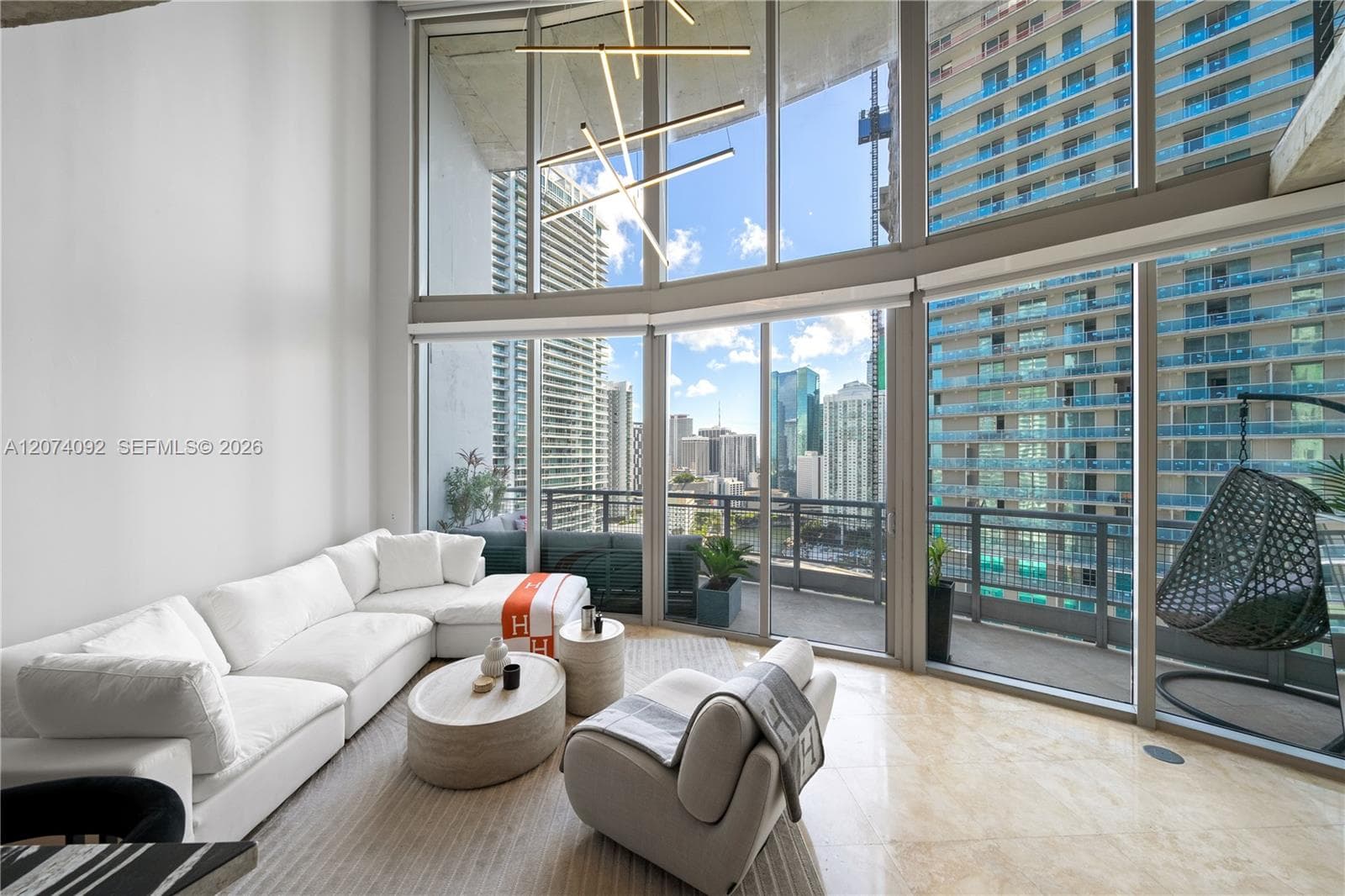 690 SW 1st Ct # 2702, Miami FL 33130 photo 4