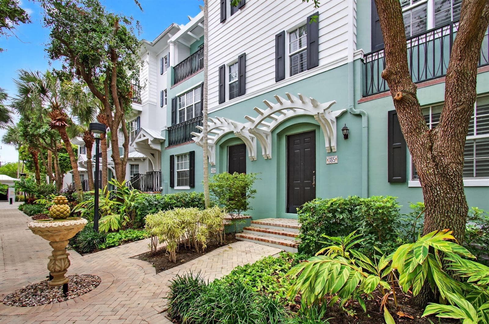 365 W Mallory Circle, Delray Beach FL 33483 photo 3