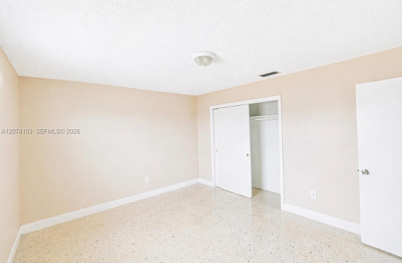 2315 W Okeechobee Rd # 304, Hialeah FL 33010 photo 4