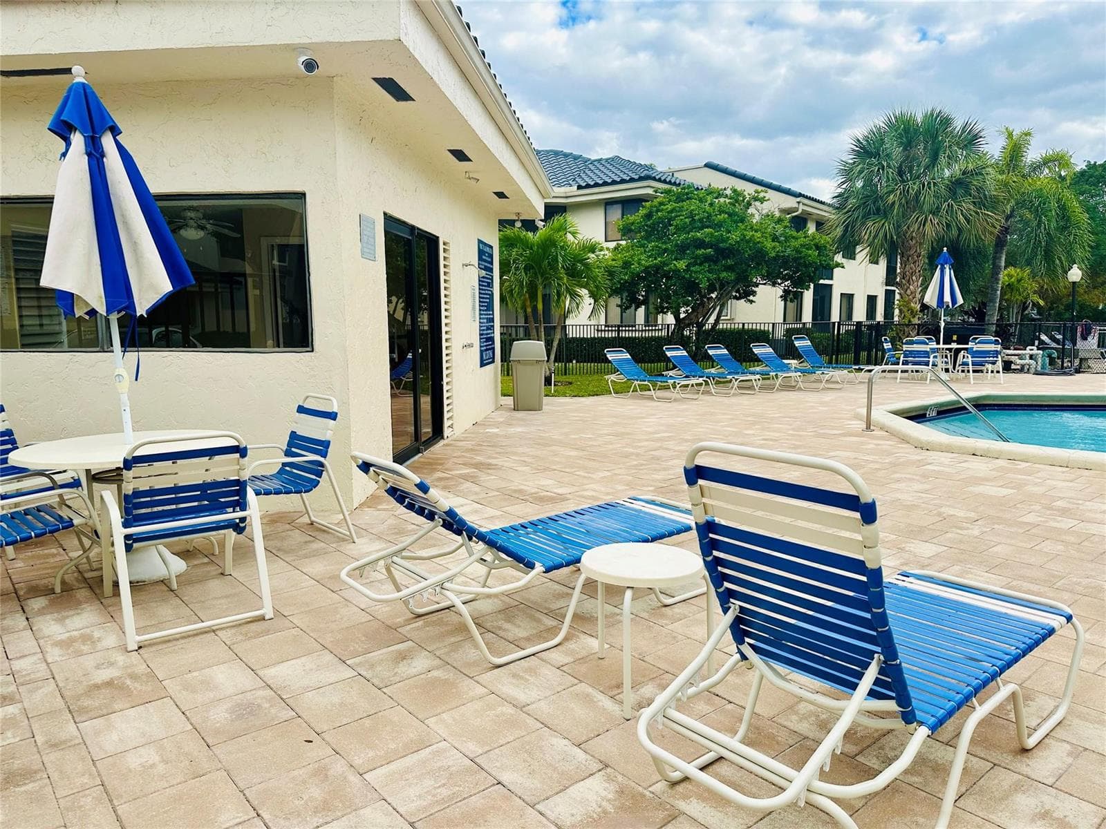 8142 NW 17th Manor, Plantation FL 33322 photo 4