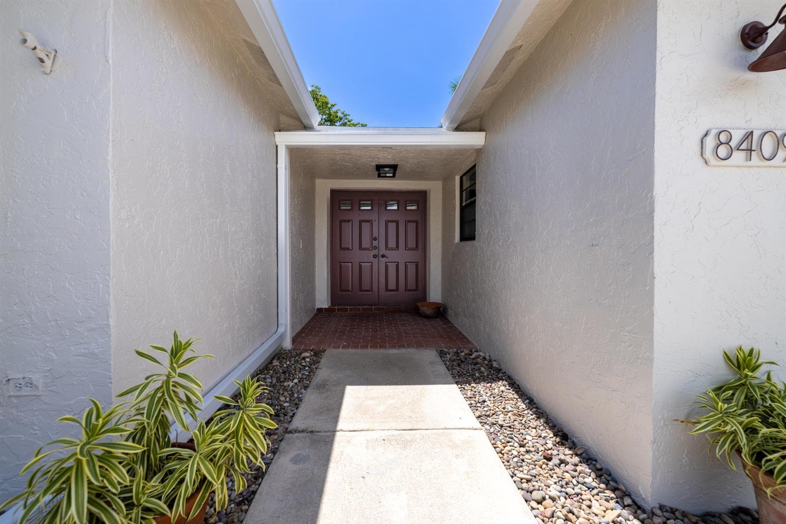 8409 Bonita Isle Drive, Lake Worth FL 33467 photo 5