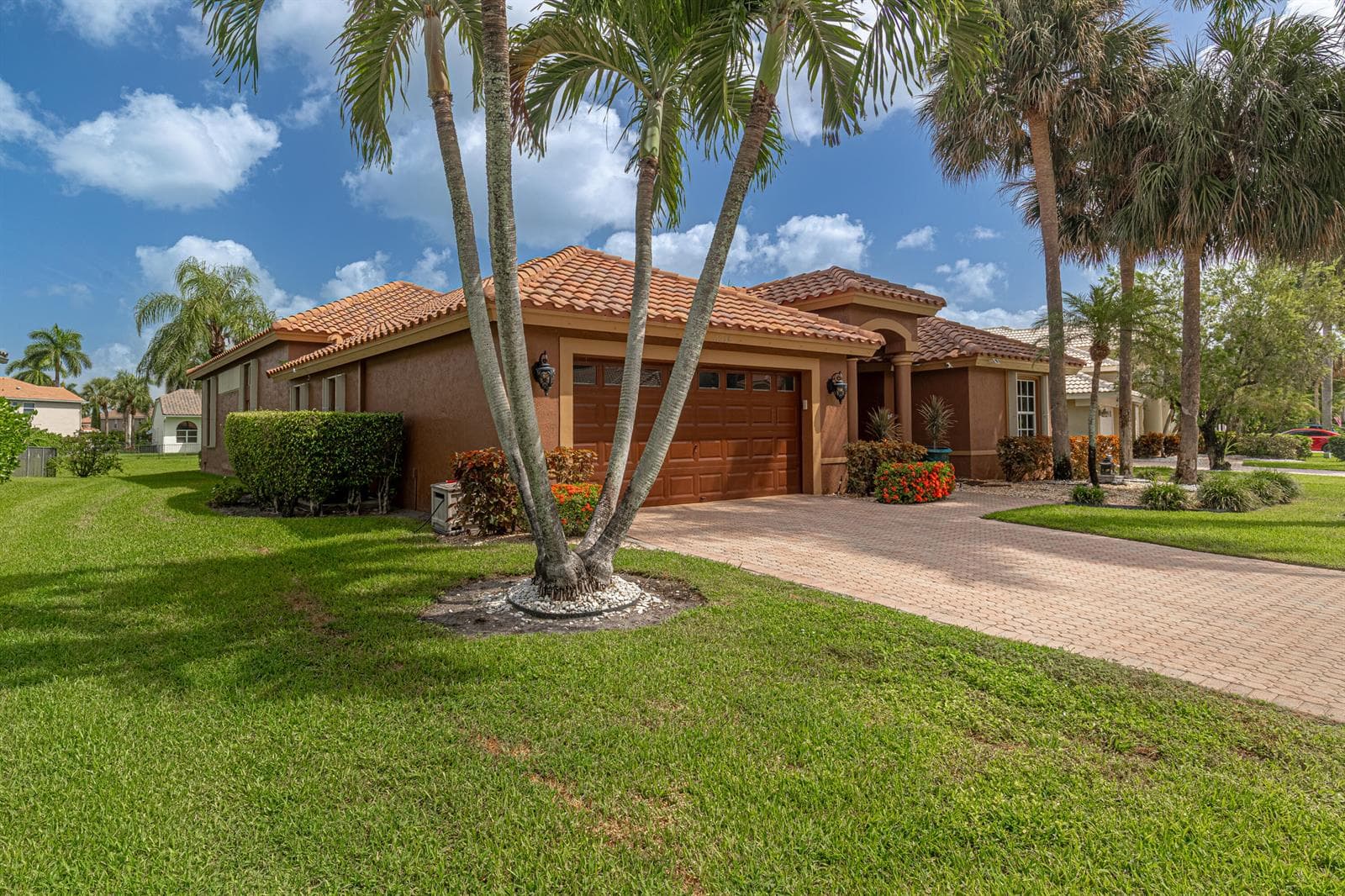 10599 SAINT THOMAS Drive, Boca Raton FL 33498 photo 5