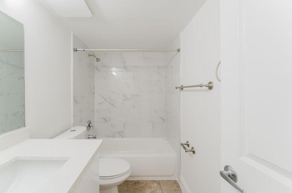 601 SW 2ND Avenue # 5, Boca Raton FL 33432 photo 2