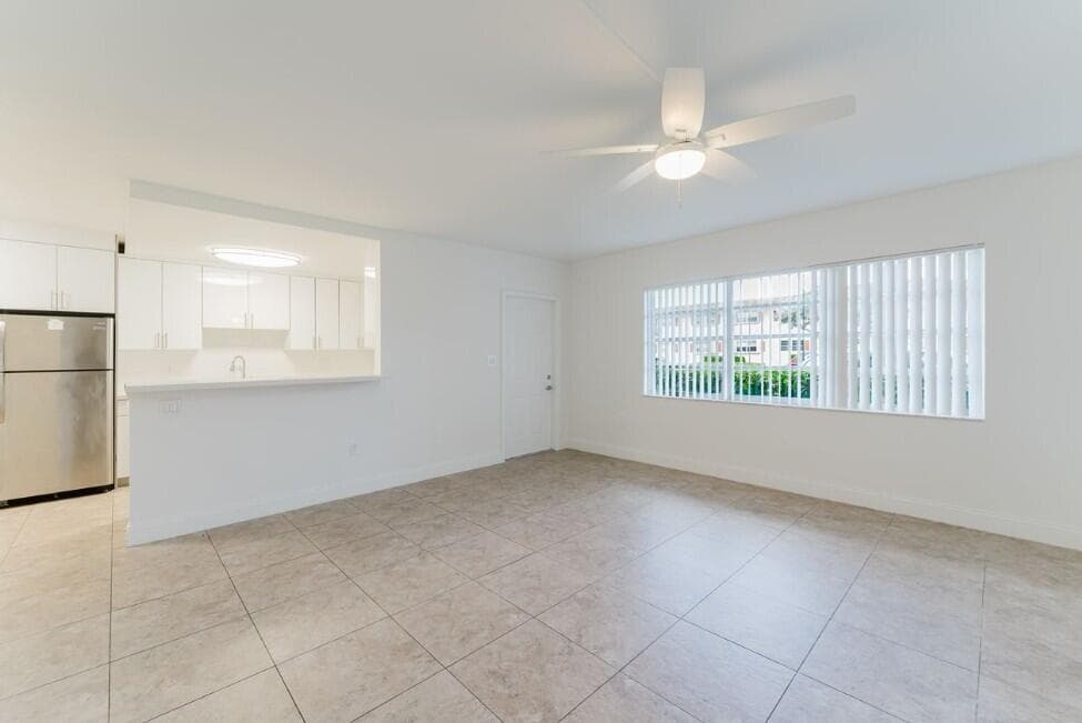 601 SW 2ND Avenue # 5, Boca Raton FL 33432 photo 3