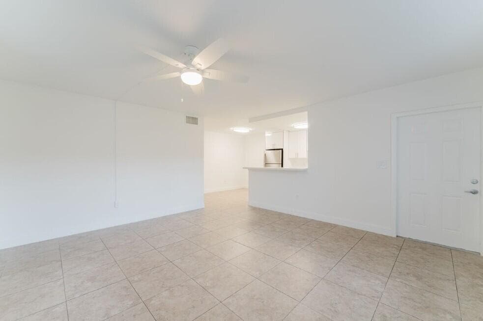 601 SW 2ND Avenue # 5, Boca Raton FL 33432 photo 4