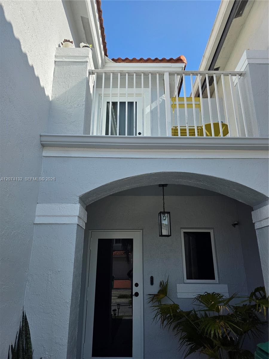 16011 SW 87th Ter, Miami FL 33193 photo 3