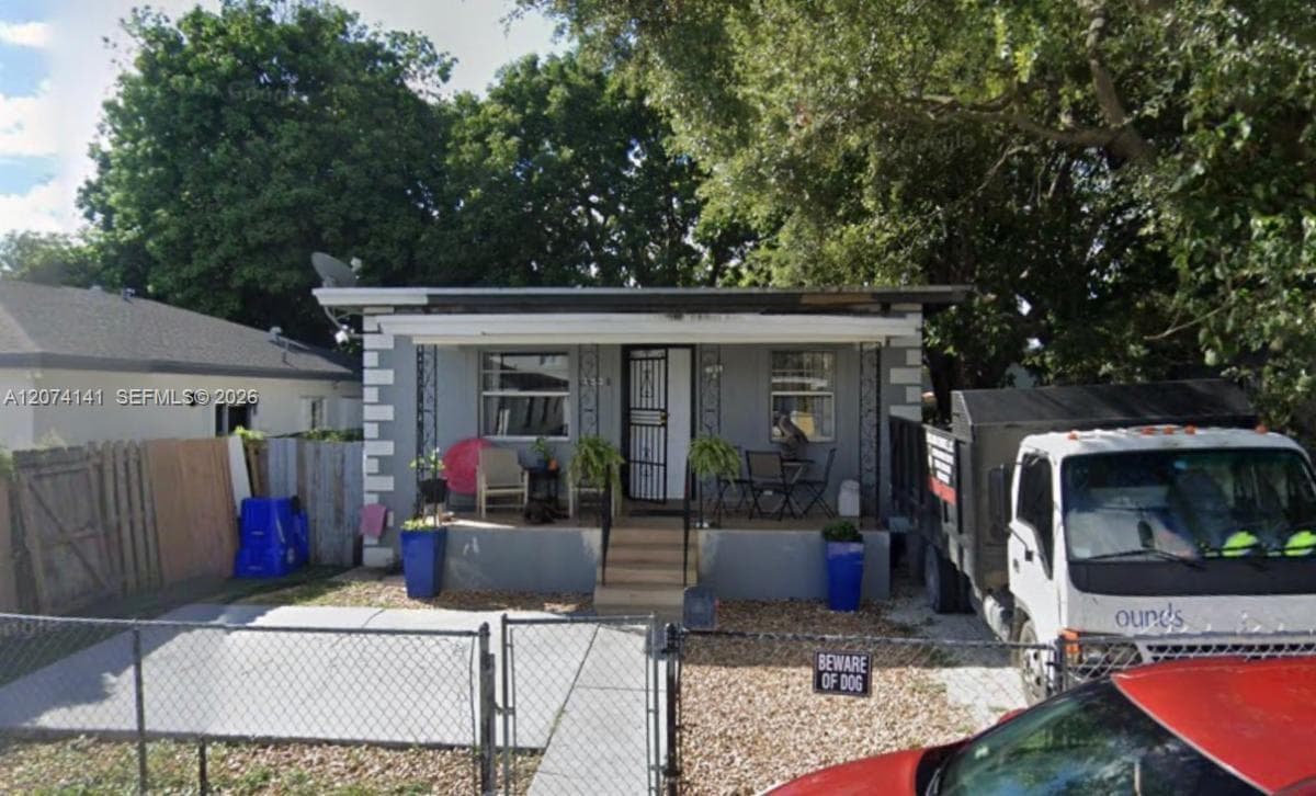 1530 NW 68th Ter, Miami FL 33147