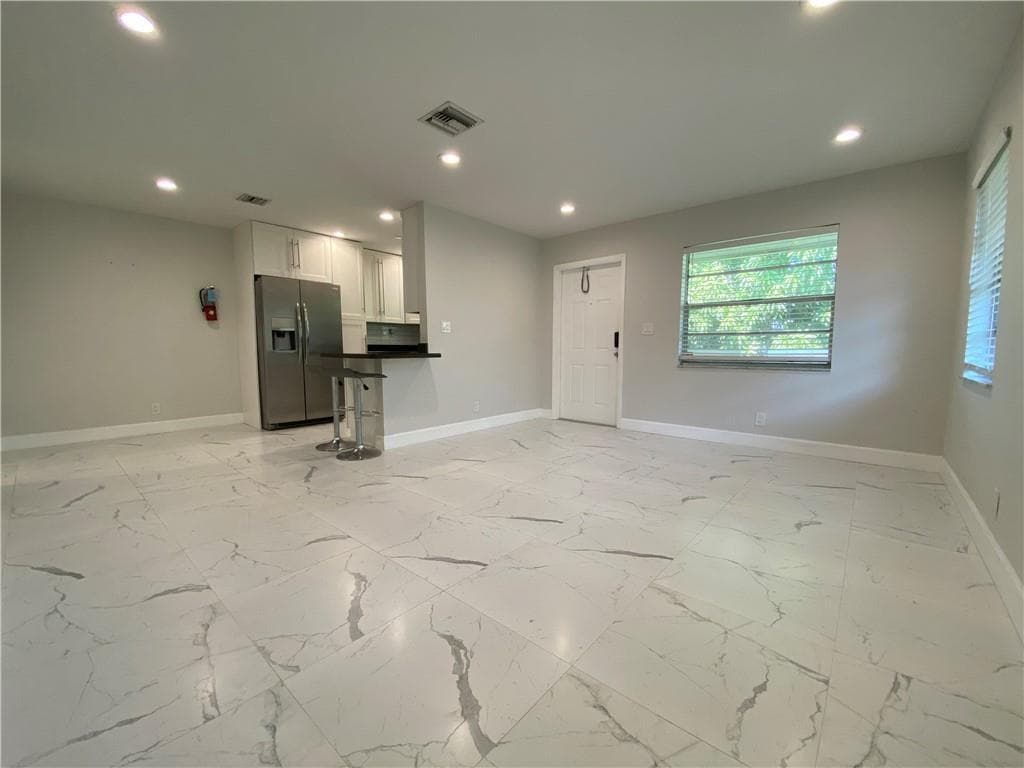 624 NE 10th Avenue # 5, Fort Lauderdale FL 33304 photo 3
