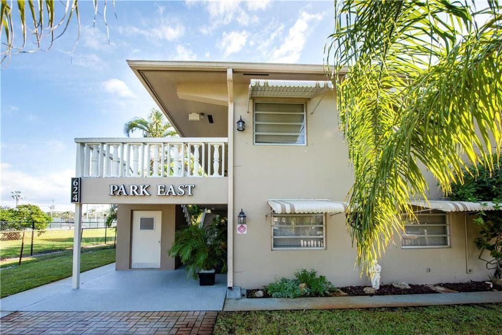 624 NE 10th Avenue # 5, Fort Lauderdale FL 33304