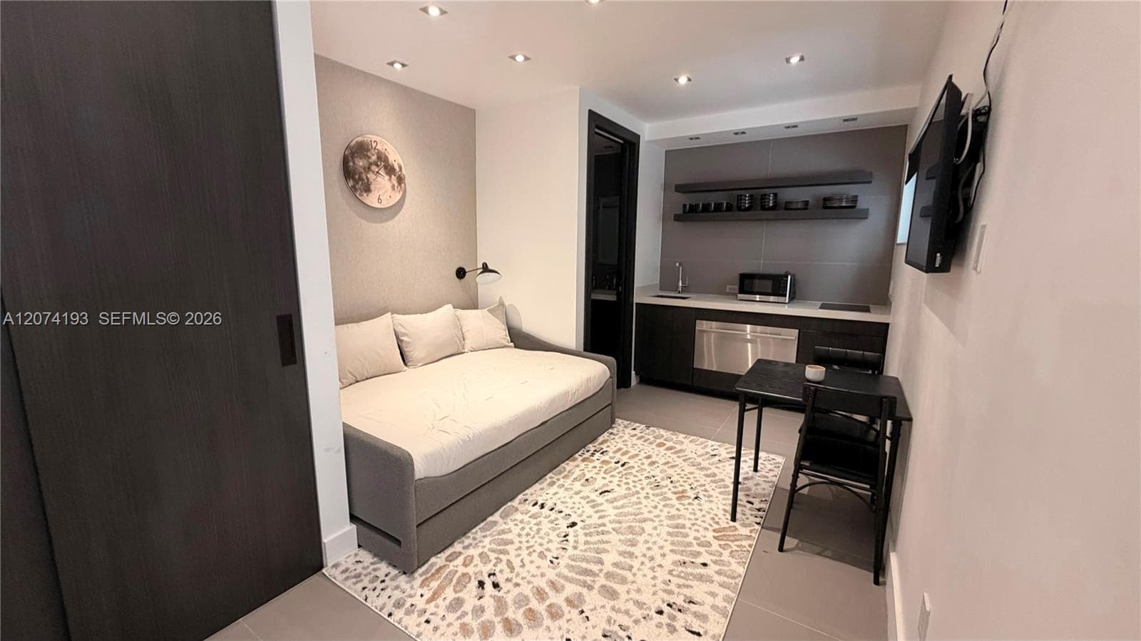 1024 Lenox Ave # 8, Miami Beach FL 33139 photo 3