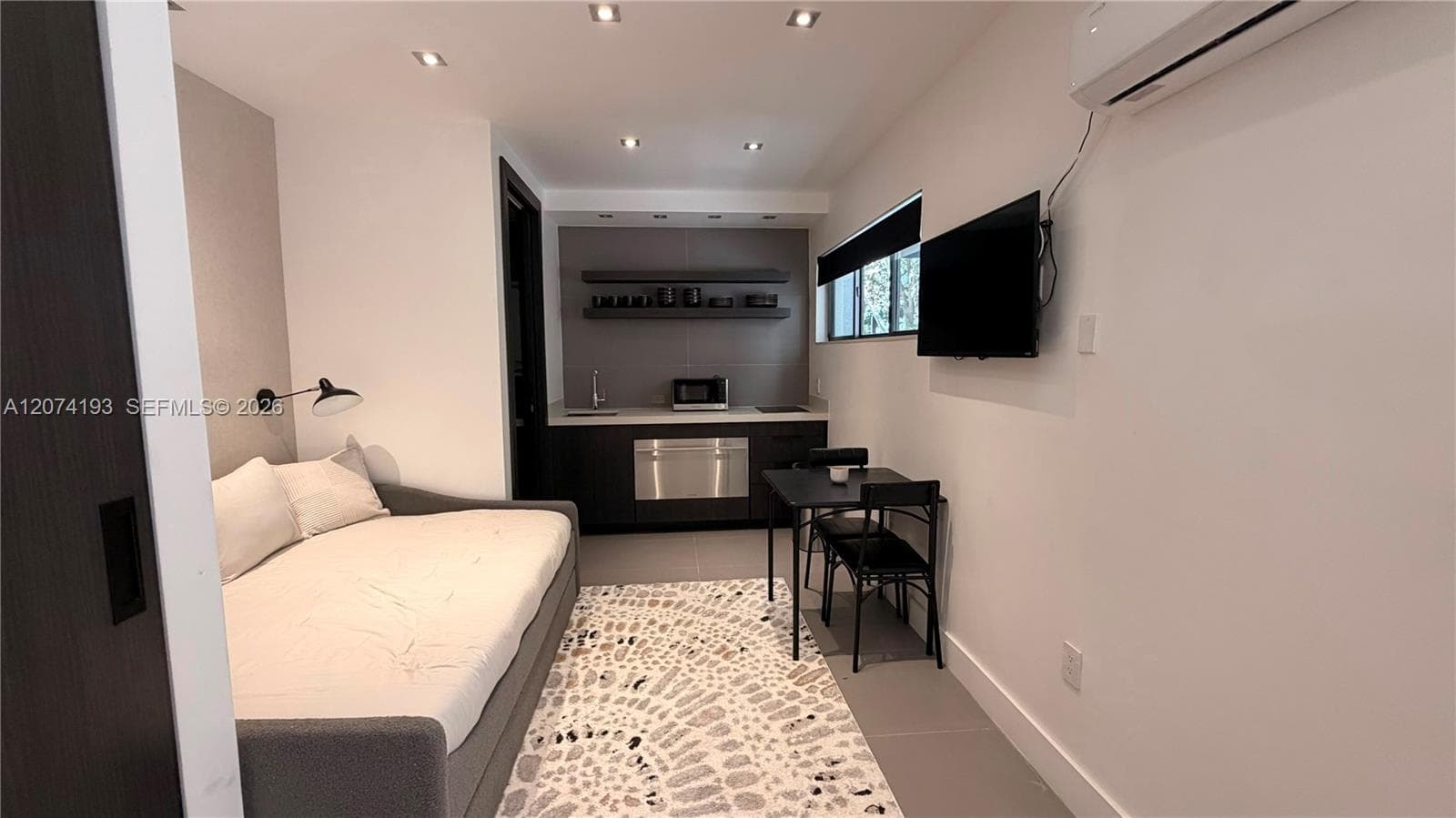 1024 Lenox Ave # 8, Miami Beach FL 33139 photo 4