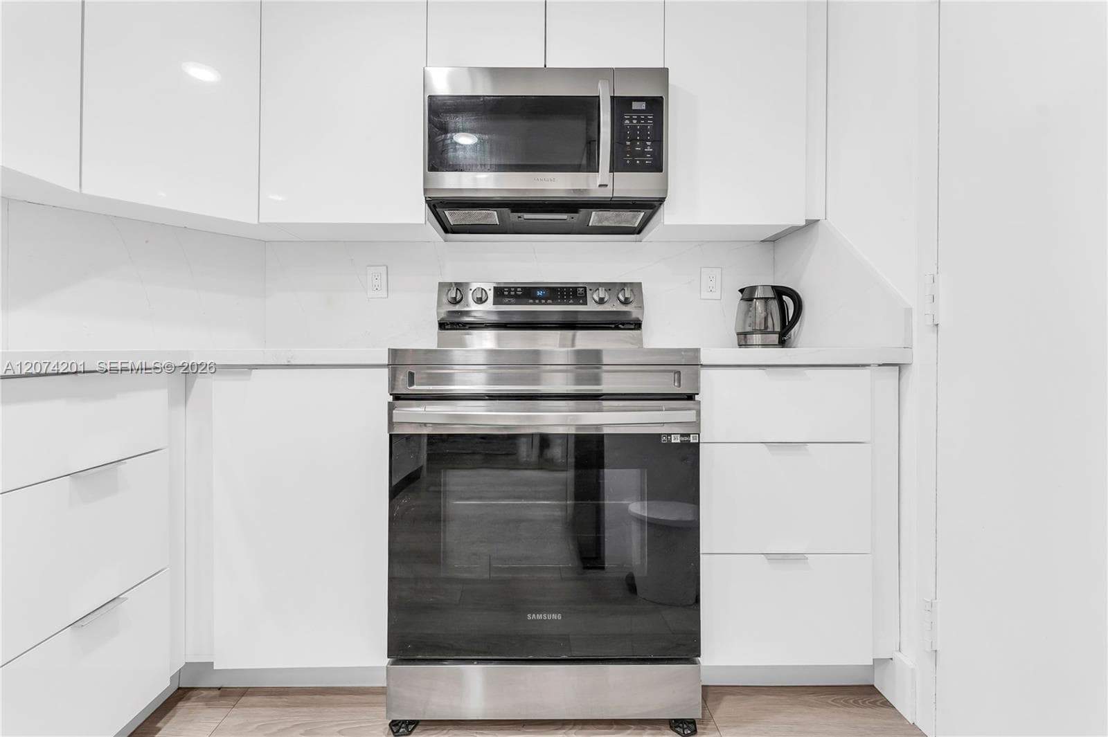 300 Bayview Dr # 214, Sunny Isles Beach FL 33160 photo 4