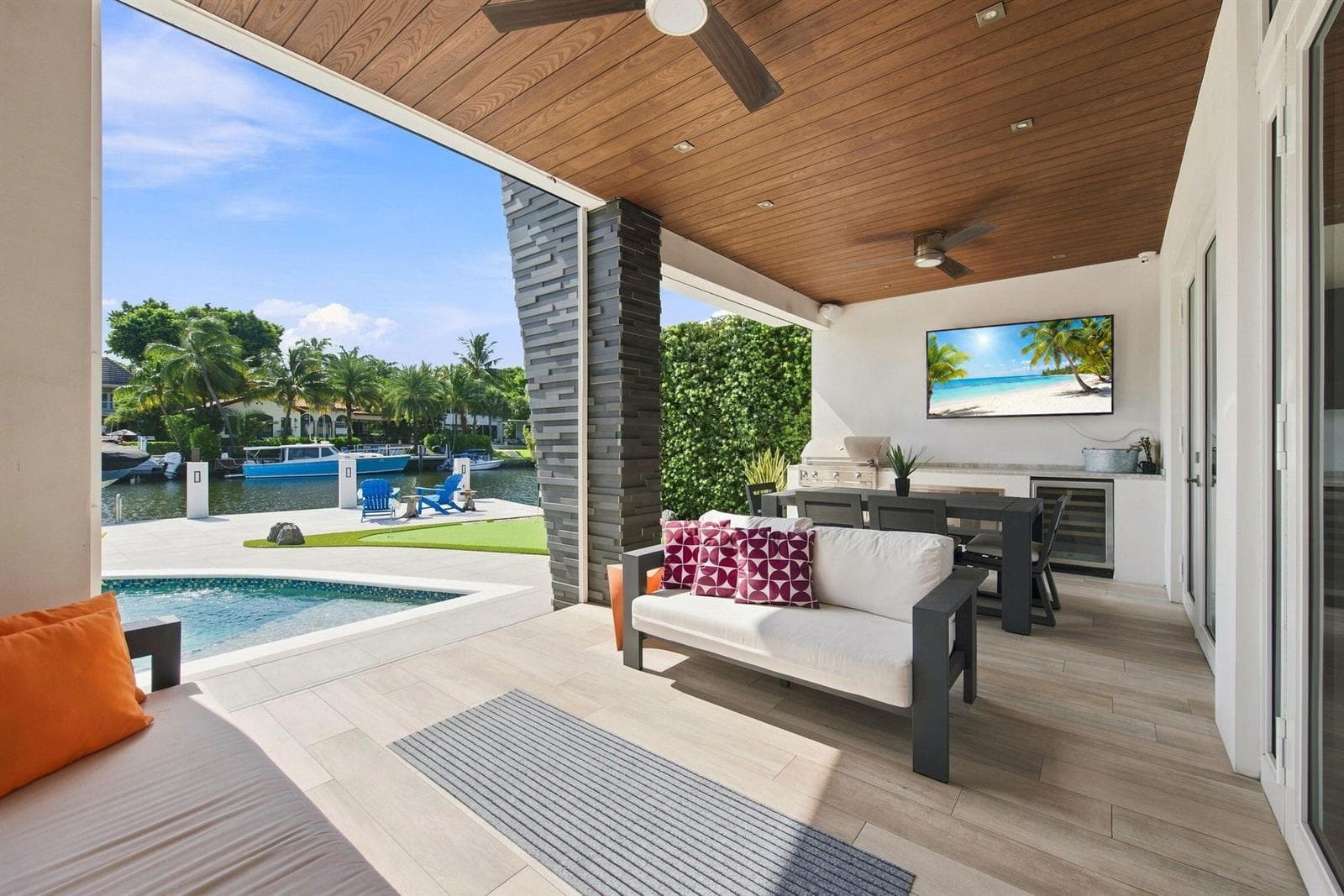 121 S GORDON Road, Fort Lauderdale FL 33301 photo 3