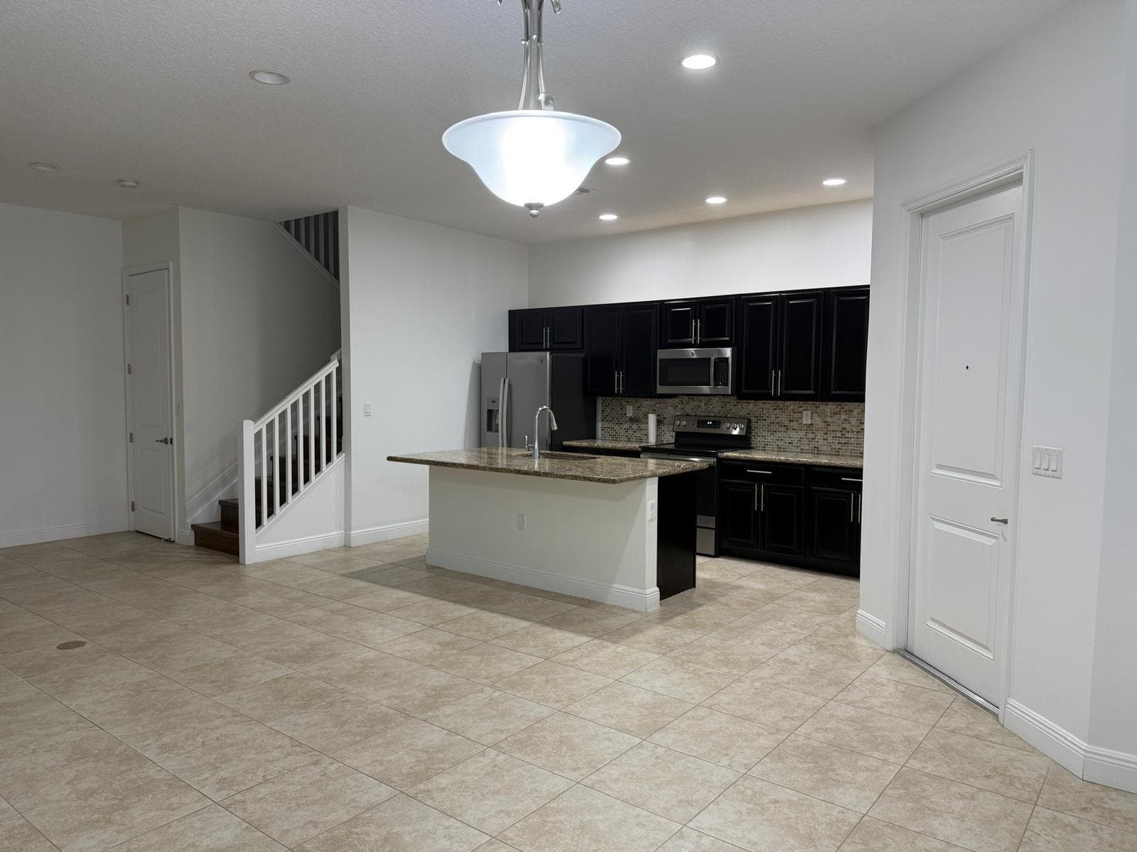 12466 NW 17TH Court, Pembroke Pines FL 33028 photo 2