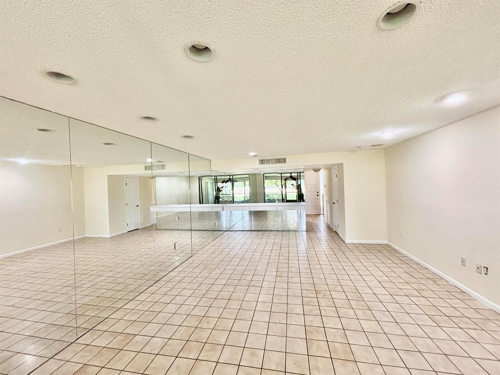 4807 ESEDRA Court, Lake Worth FL 33467 photo 3