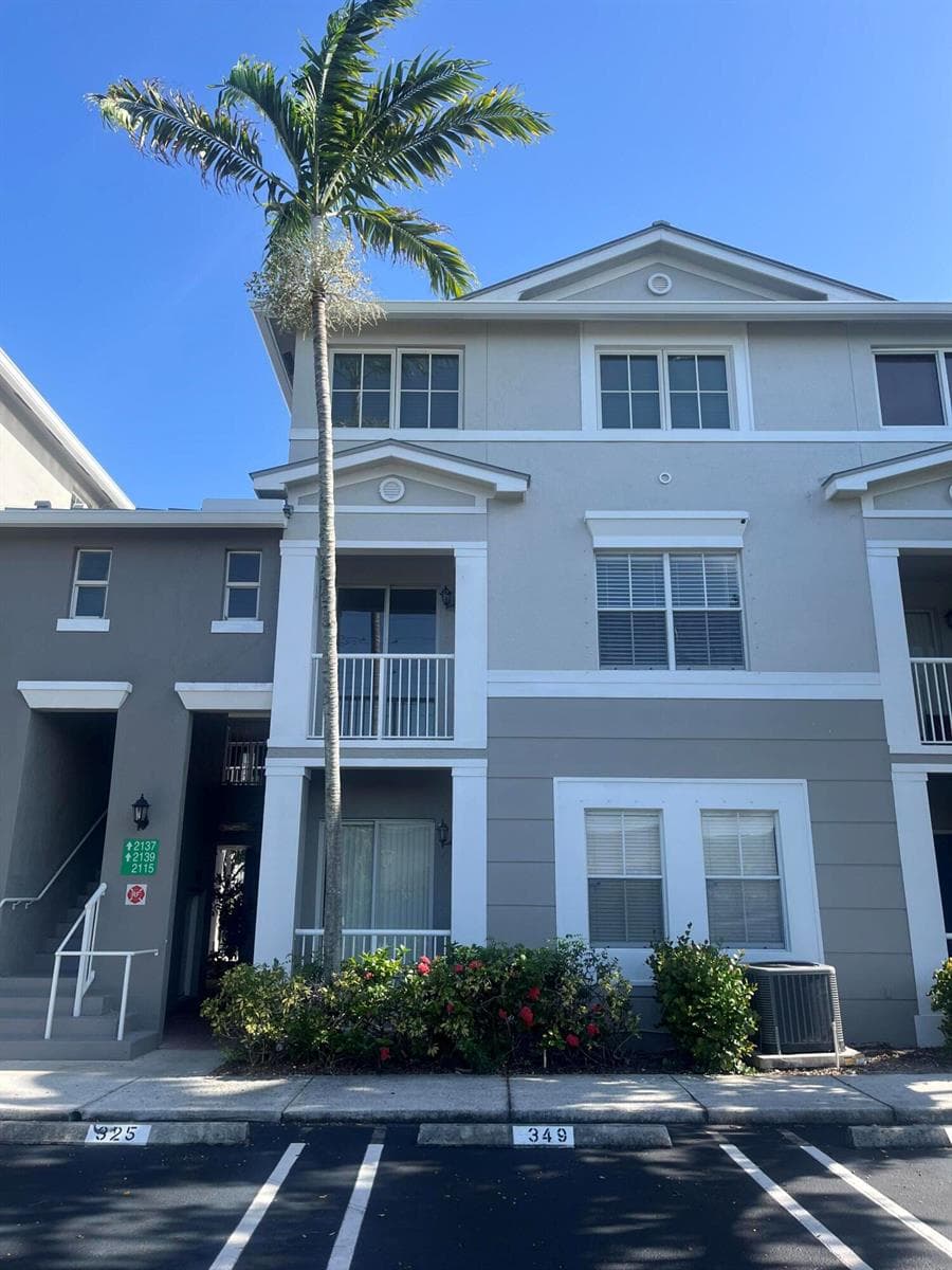 2137 SHOMA Drive # 156, Royal Palm Beach FL 33414