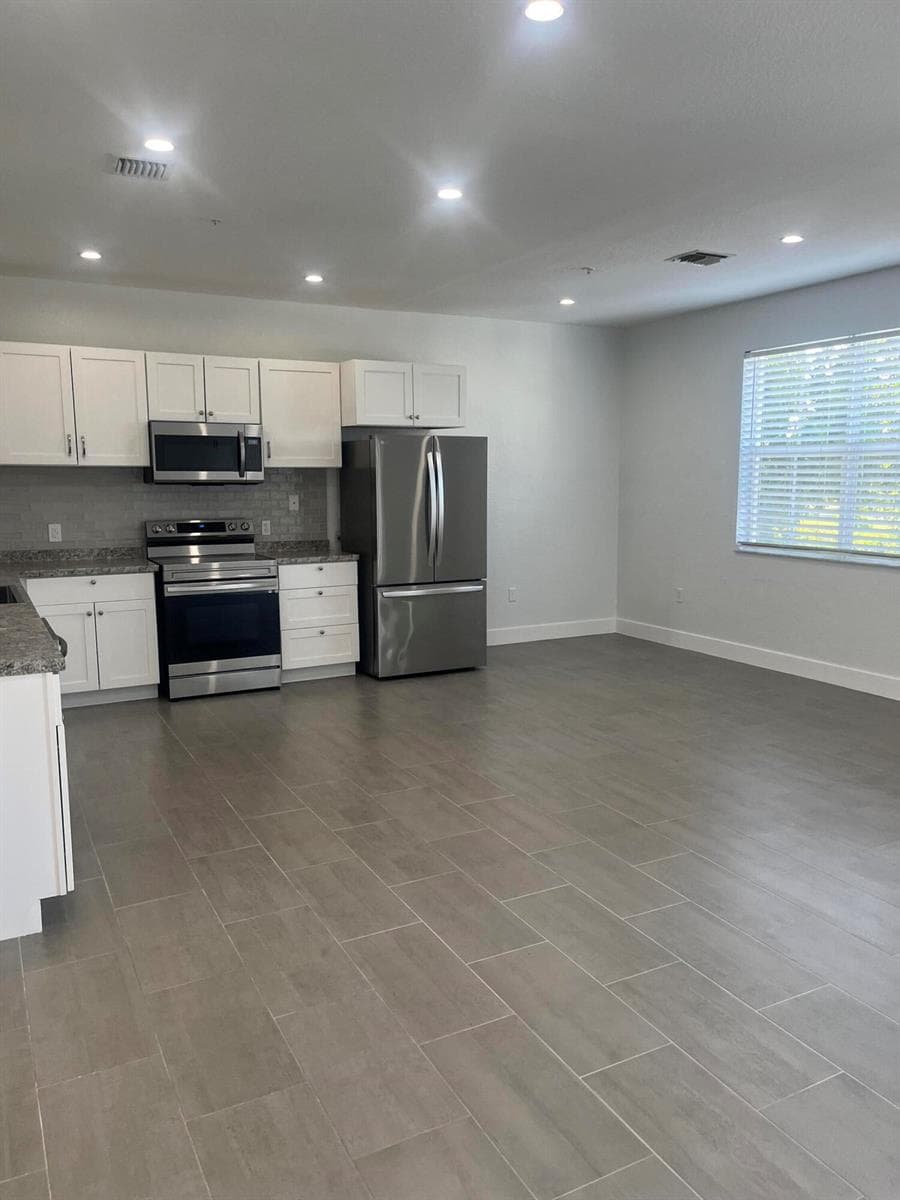 2137 SHOMA Drive # 156, Royal Palm Beach FL 33414 photo 4
