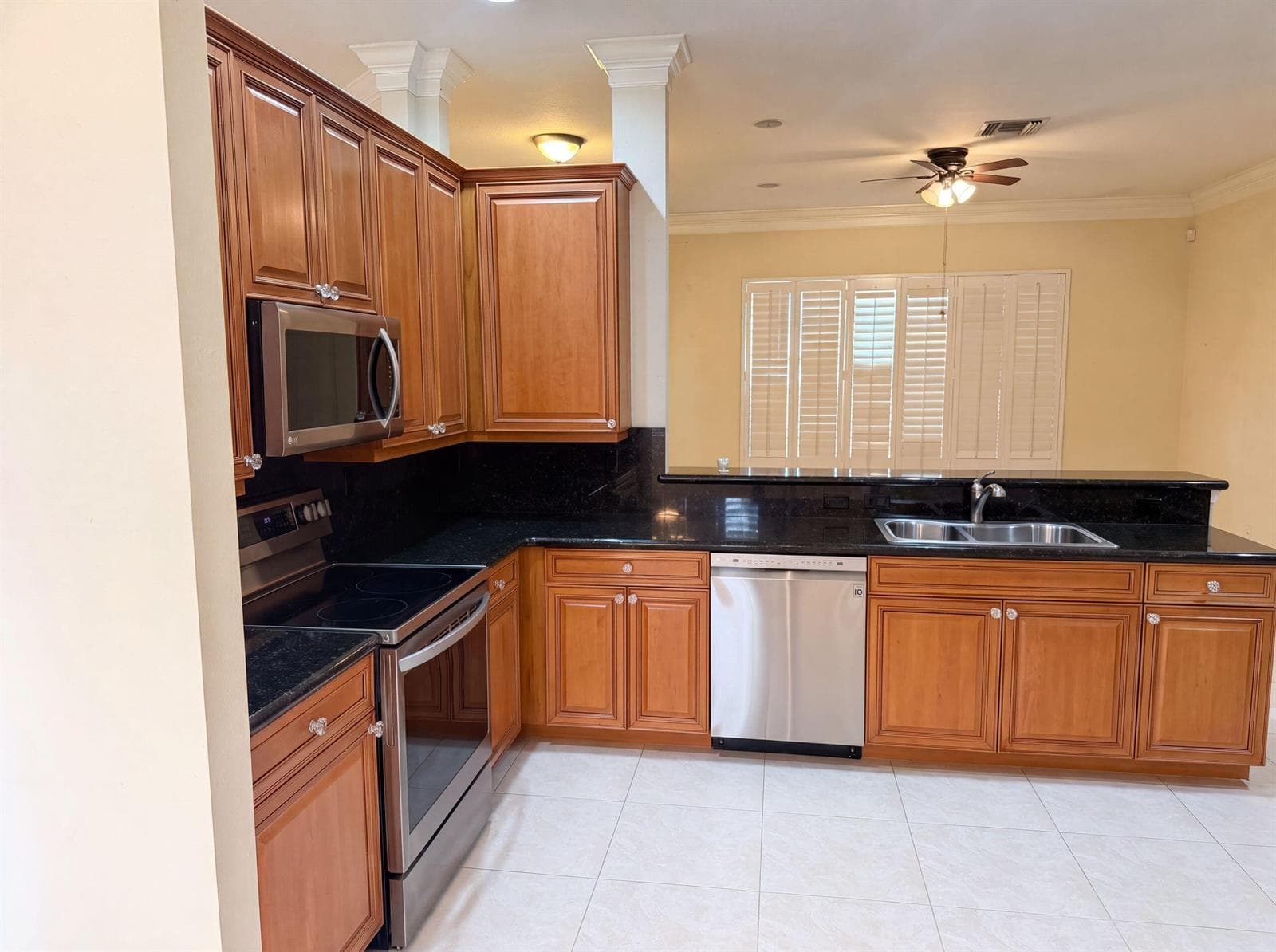 424 Dover, Port St. Lucie FL 34983 photo 2