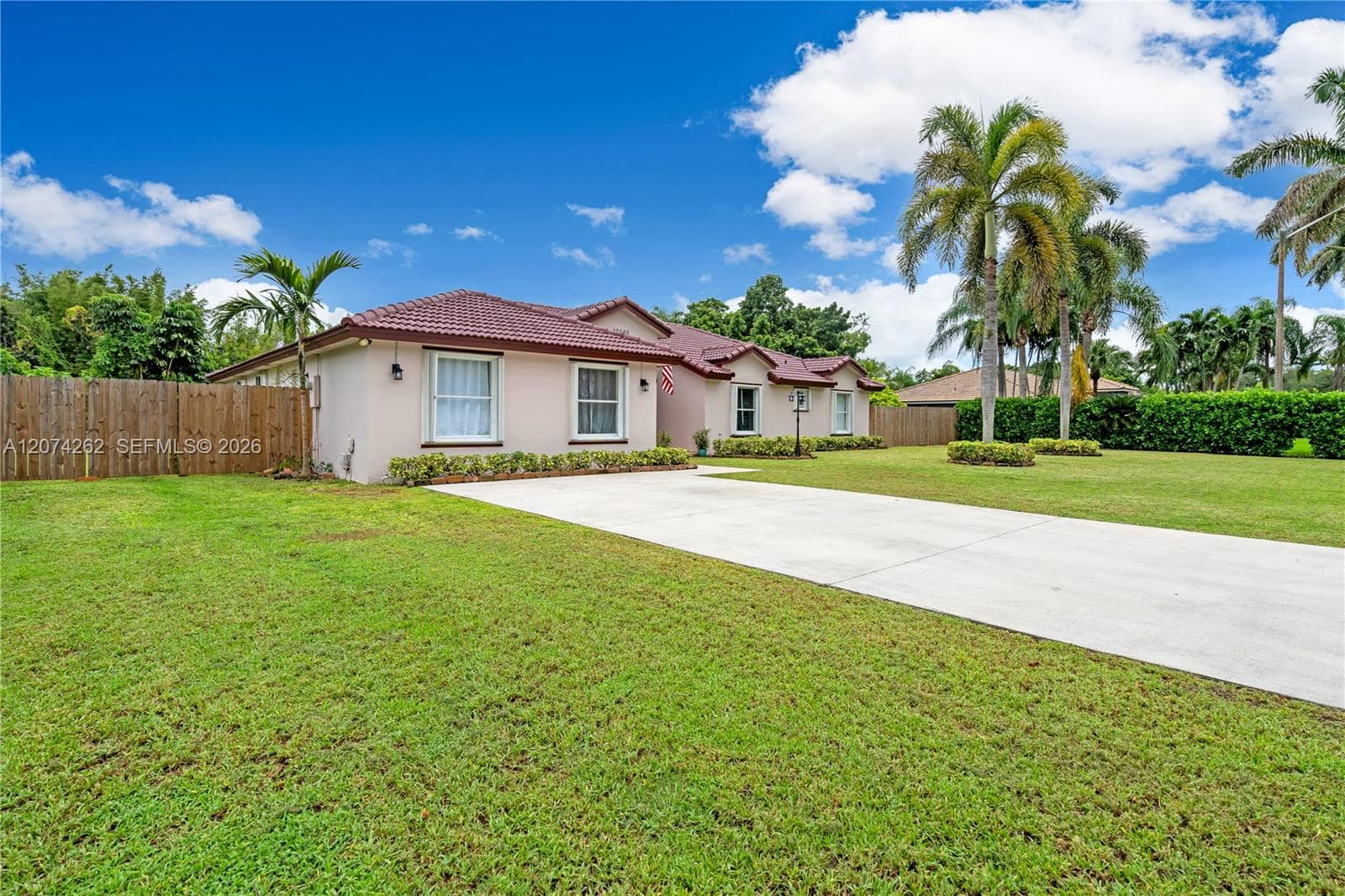 28565 SW 158th Ct, Homestead FL 33033 photo 3